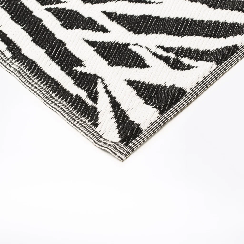 MENO M6 INDOOR/OUTDOOR RUG 180 x 270 CM
