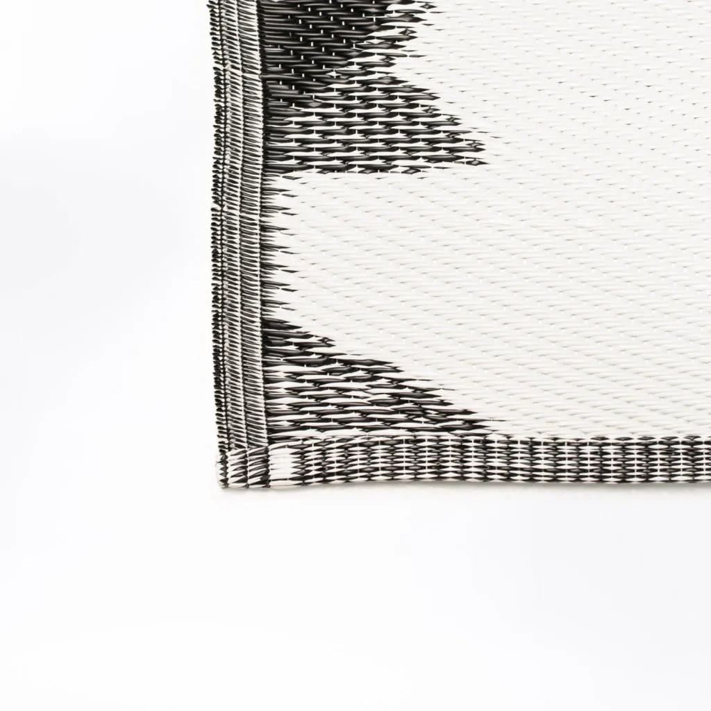 MENO M5 INDOOR/OUTDOOR RUG   180 x 270 CM