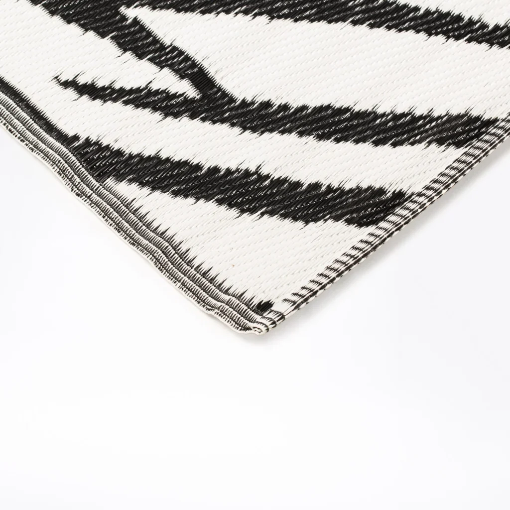 MENO M6 INDOOR/OUTDOOR RUG 180 x 270 CM