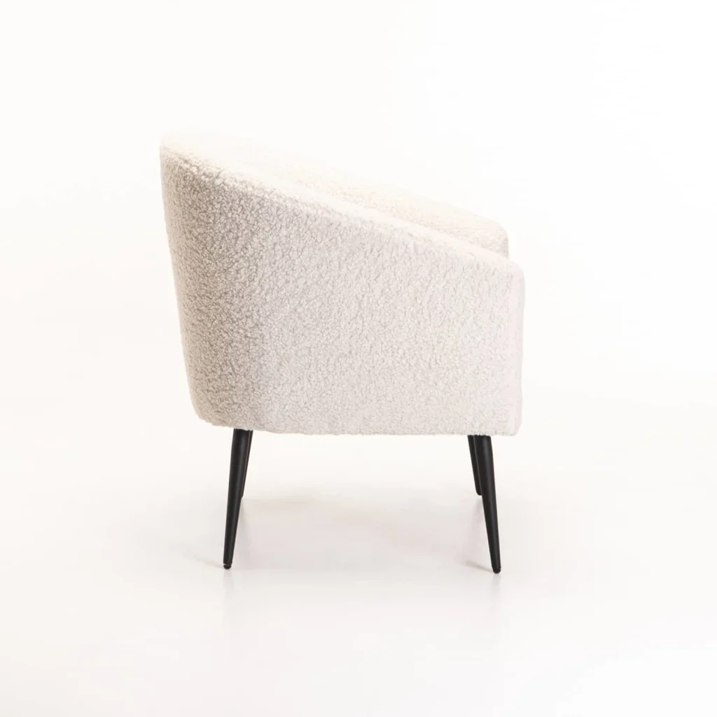 COLT FLEECE CHAIR
