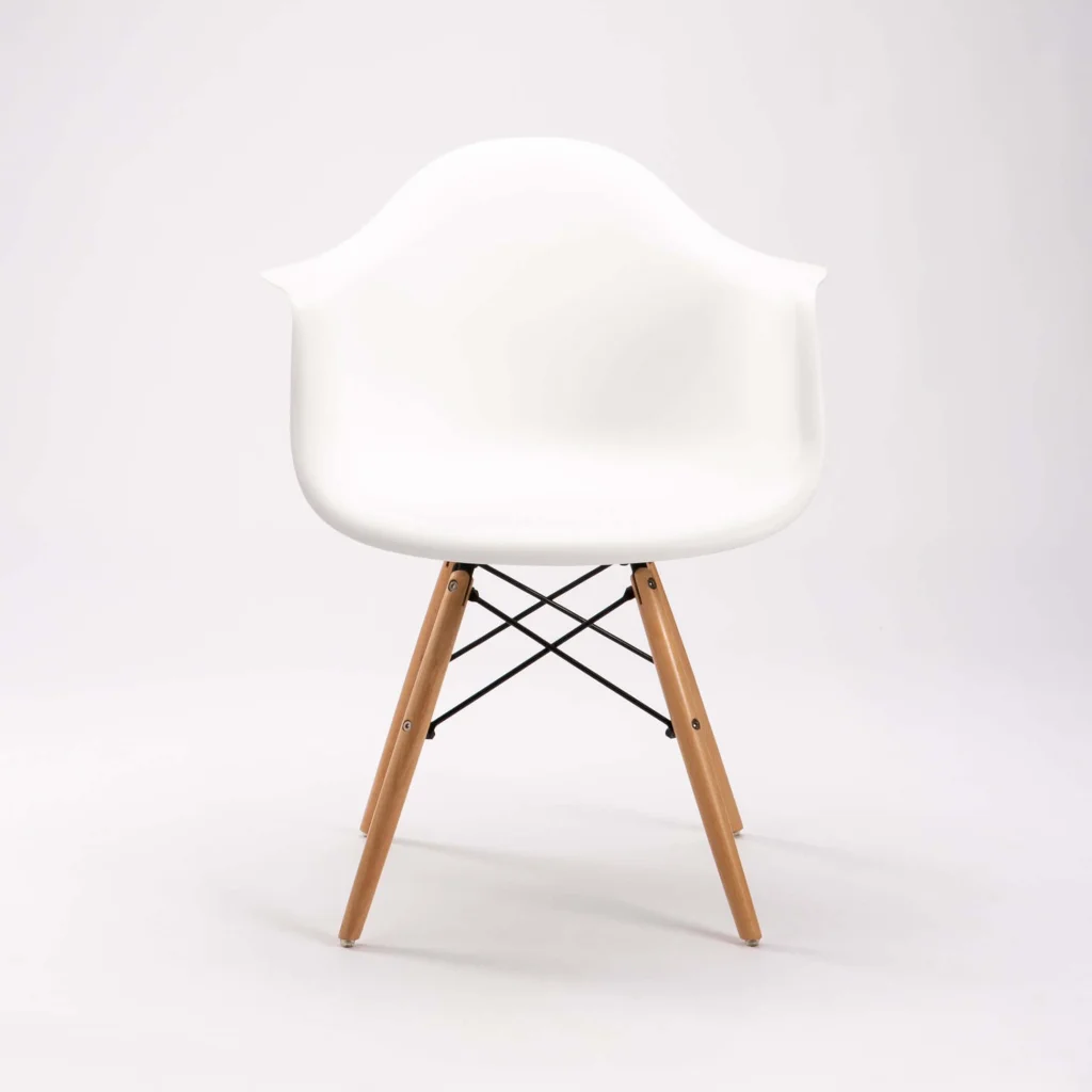 EMMY WOODEN LEG ARMCHAIR - WHITE