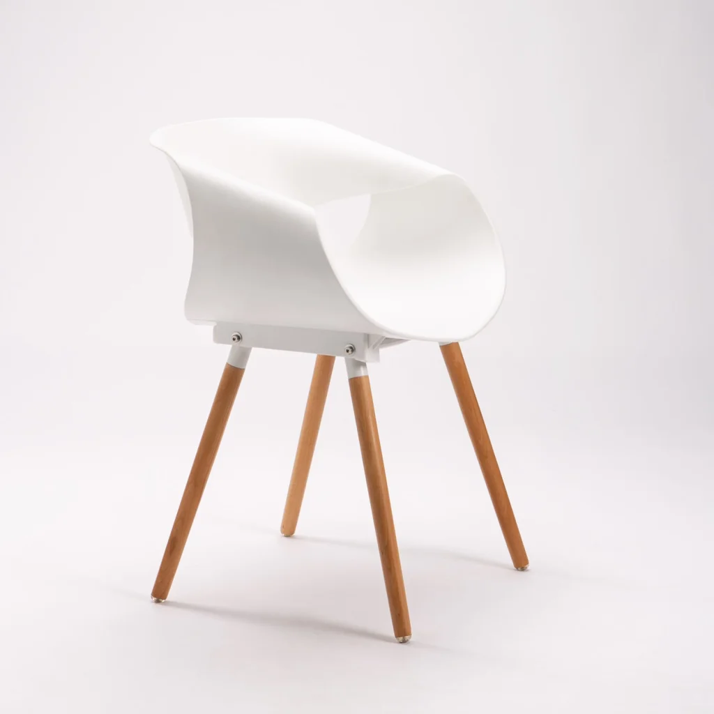 MIRA WOODEN LEG ARMCHAIR - WHITE
